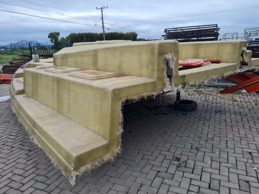 Moldes de superestrutura e flybridge